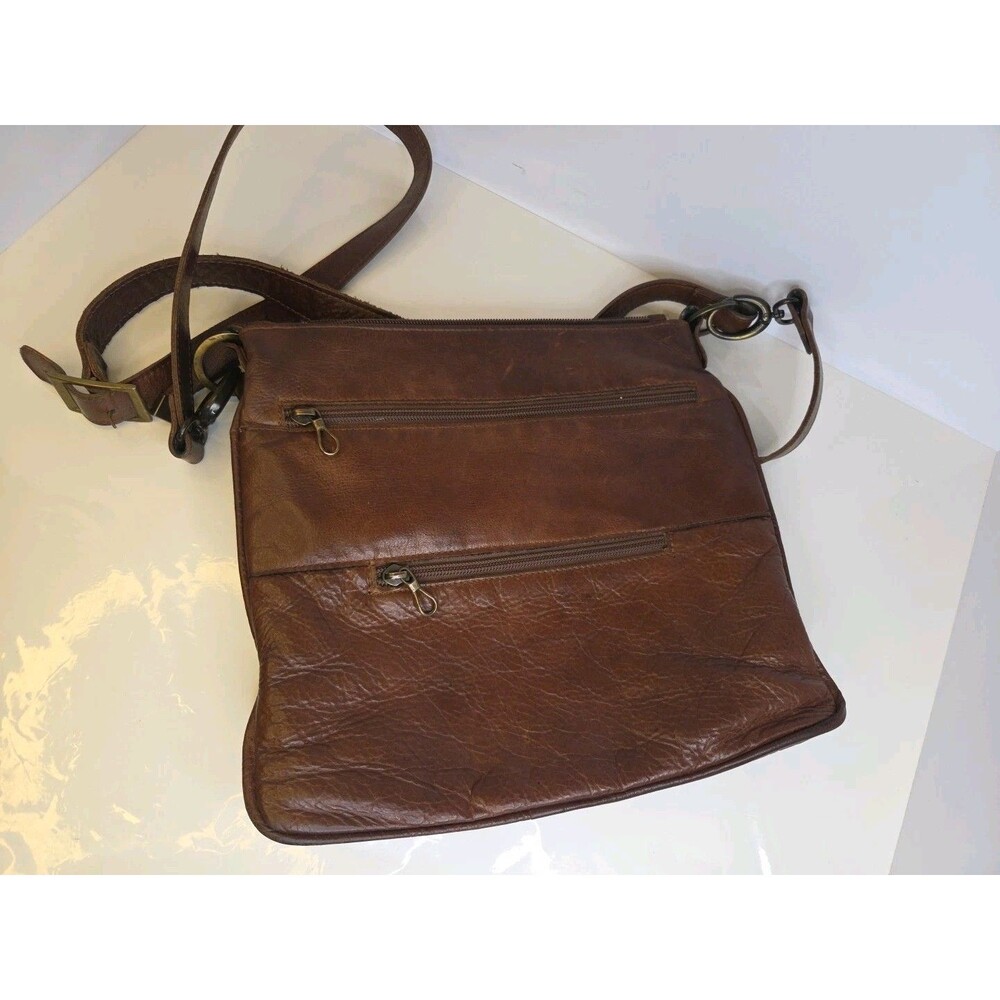LAND Brown Leather Square (11 X 11) Messenger Satchel w/ Handle & Shoulder Strap - Picture 7 of 16